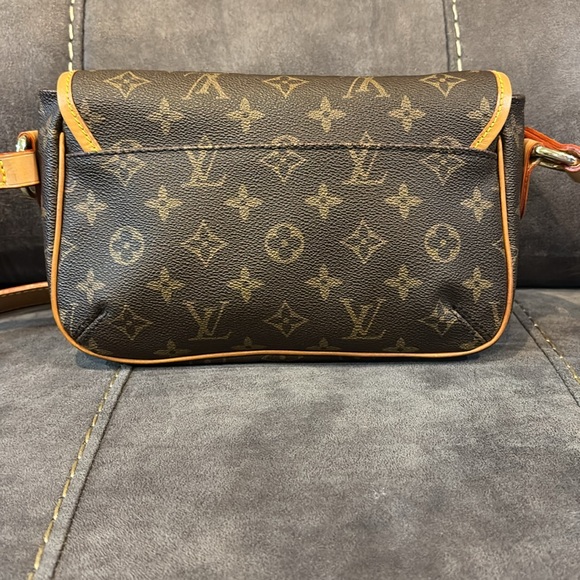 Authentic Louis Vuitton Monogram Tikal Shoulder Bag *READ* - Picture 5 of 15